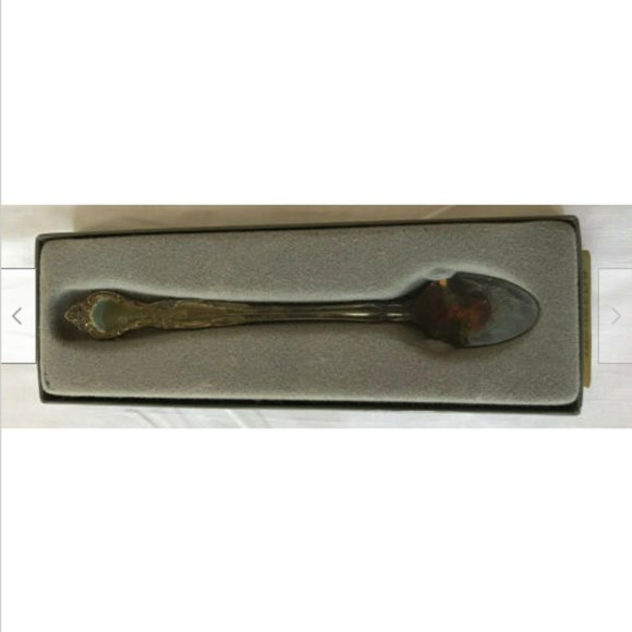 Baby Feeder Spoon Silver Plate Silverplate Oneida Affection 1039SFDA Engraving - Picture 2 of 3